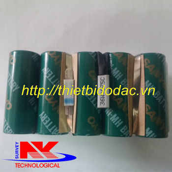Thay cell pin máy toàn đạc Leica GEB121