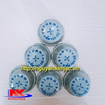 Mốc sứ trắc địa